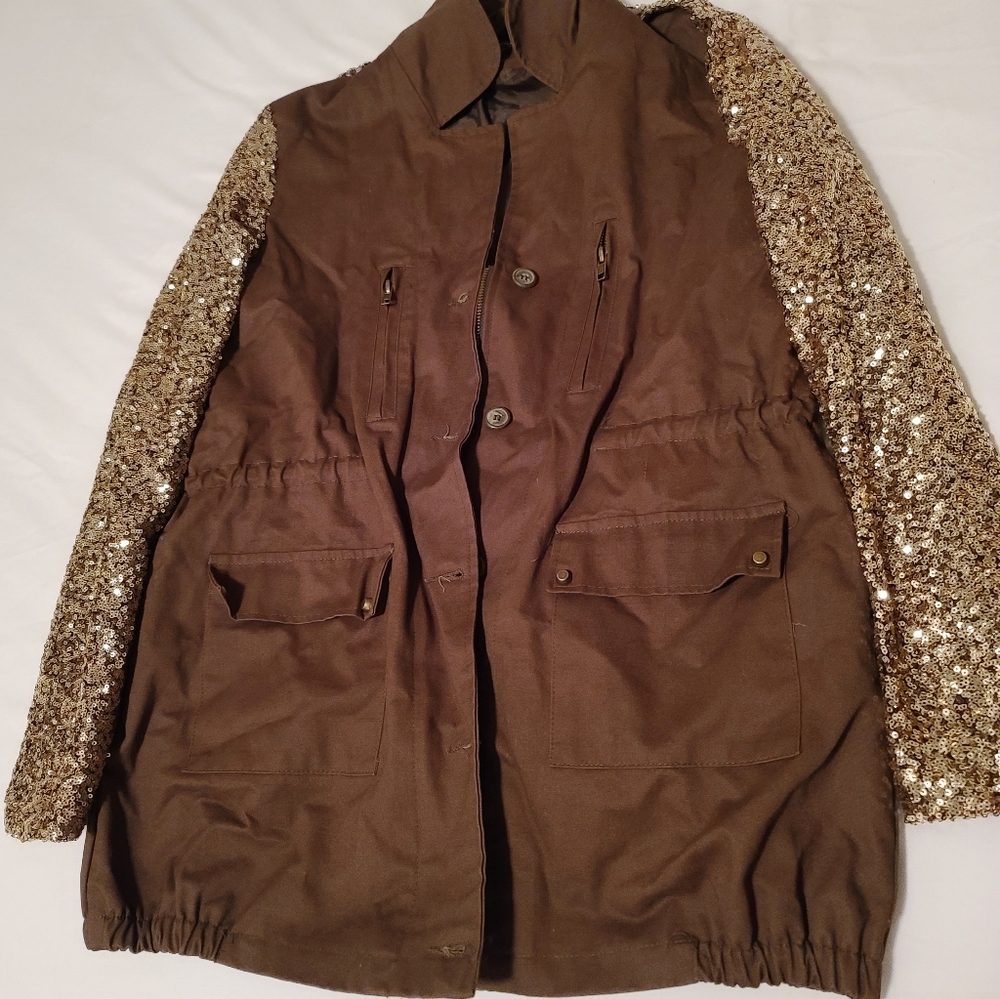 Cute sequin sleeve light jacket